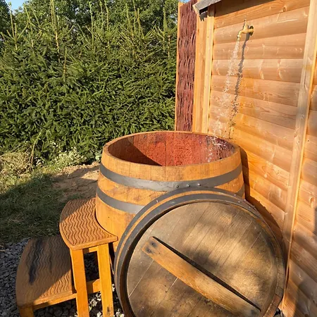 Glamping Bouda Na Brehu